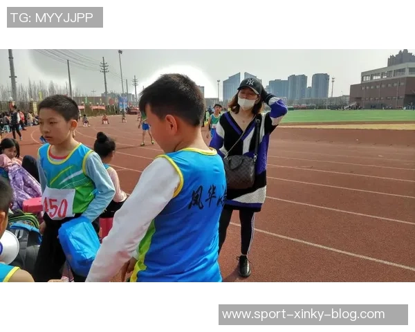 文班幽默回应比赛赞扬纯粹体育精神与道德风尚